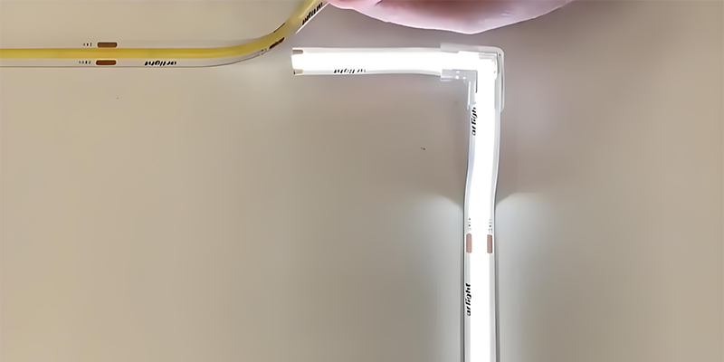 white led strip light with corner connector, seamless 90 degree bend